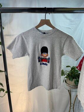 Vintage London Royal Guard Graphic Tee | Y2K Tourist Streetwear